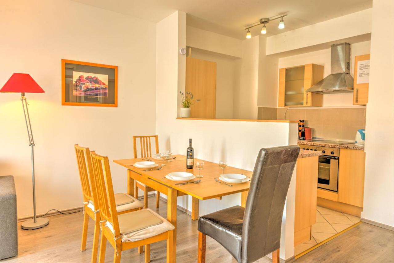 Center Apartamento *